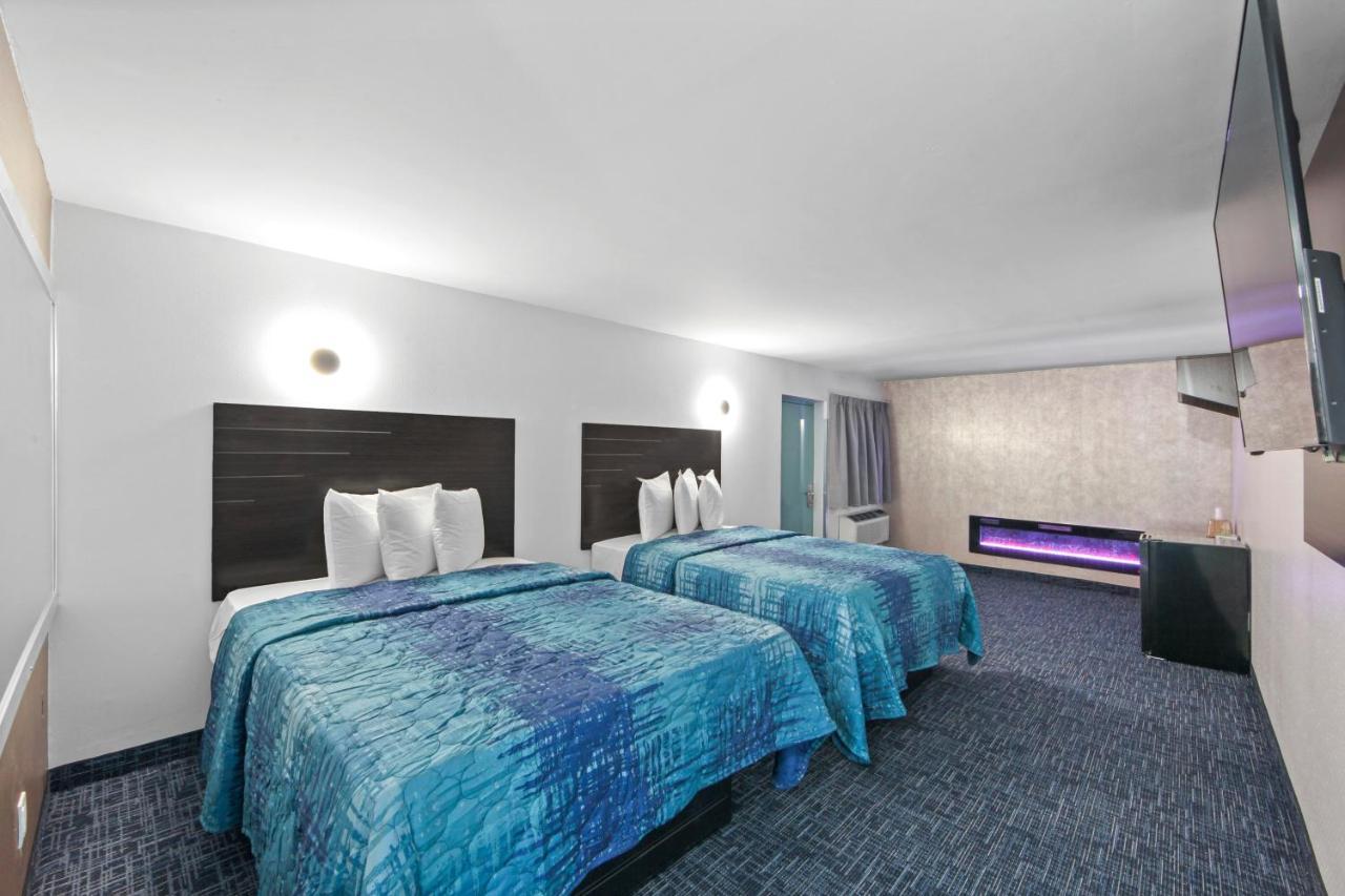 Hotel Opus Bronx Near Bay Plaza Mall New York Exteriér fotografie