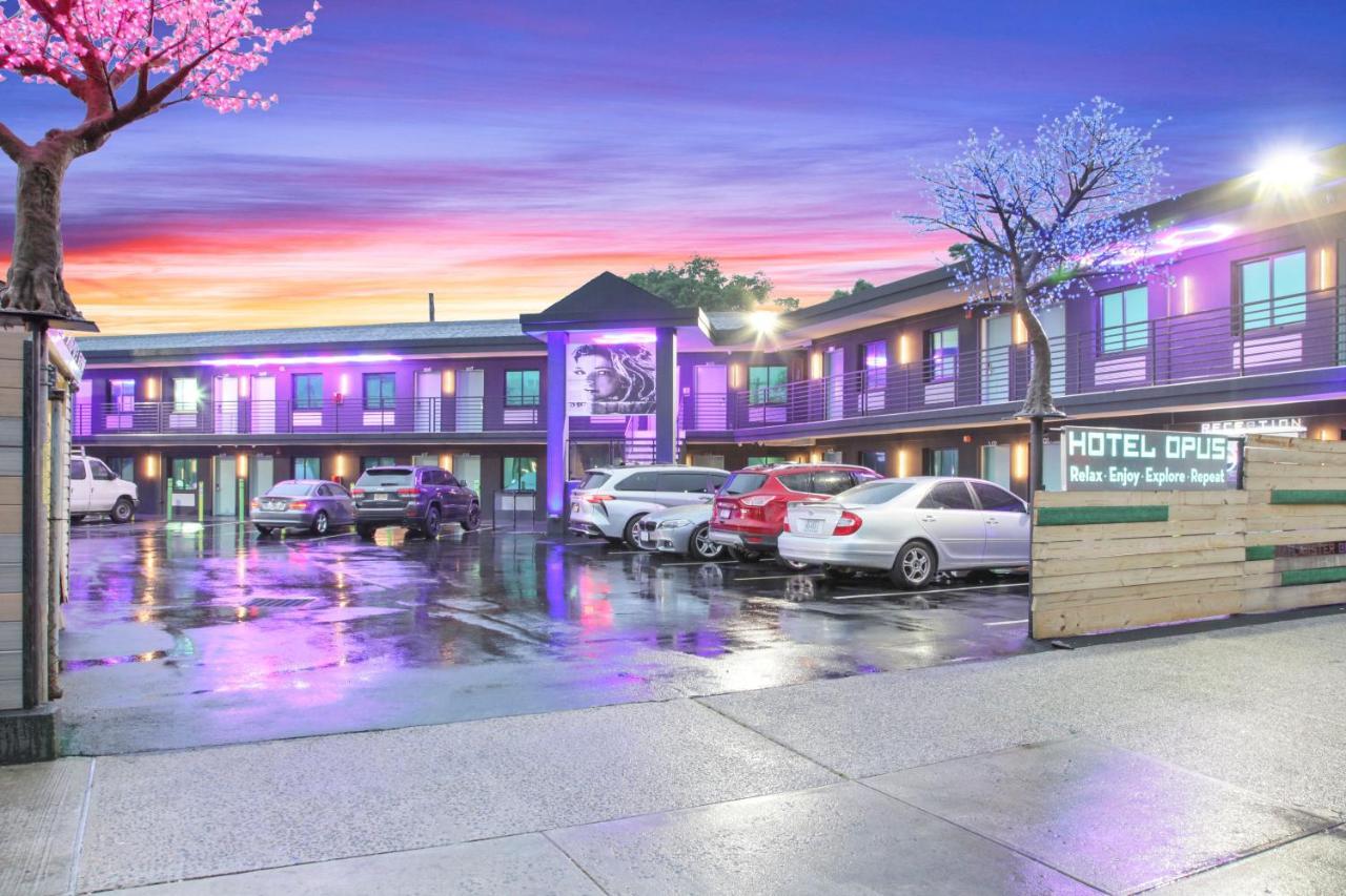 Hotel Opus Bronx Near Bay Plaza Mall New York Exteriér fotografie